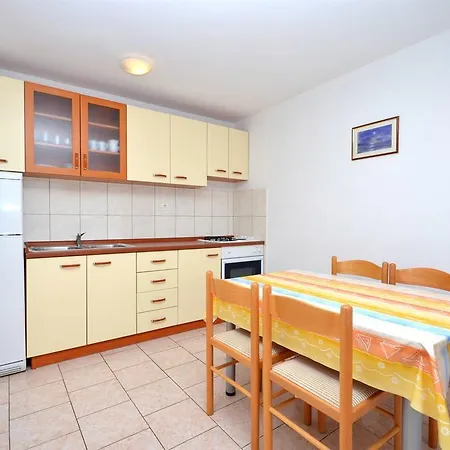 Tome * פובליאנה